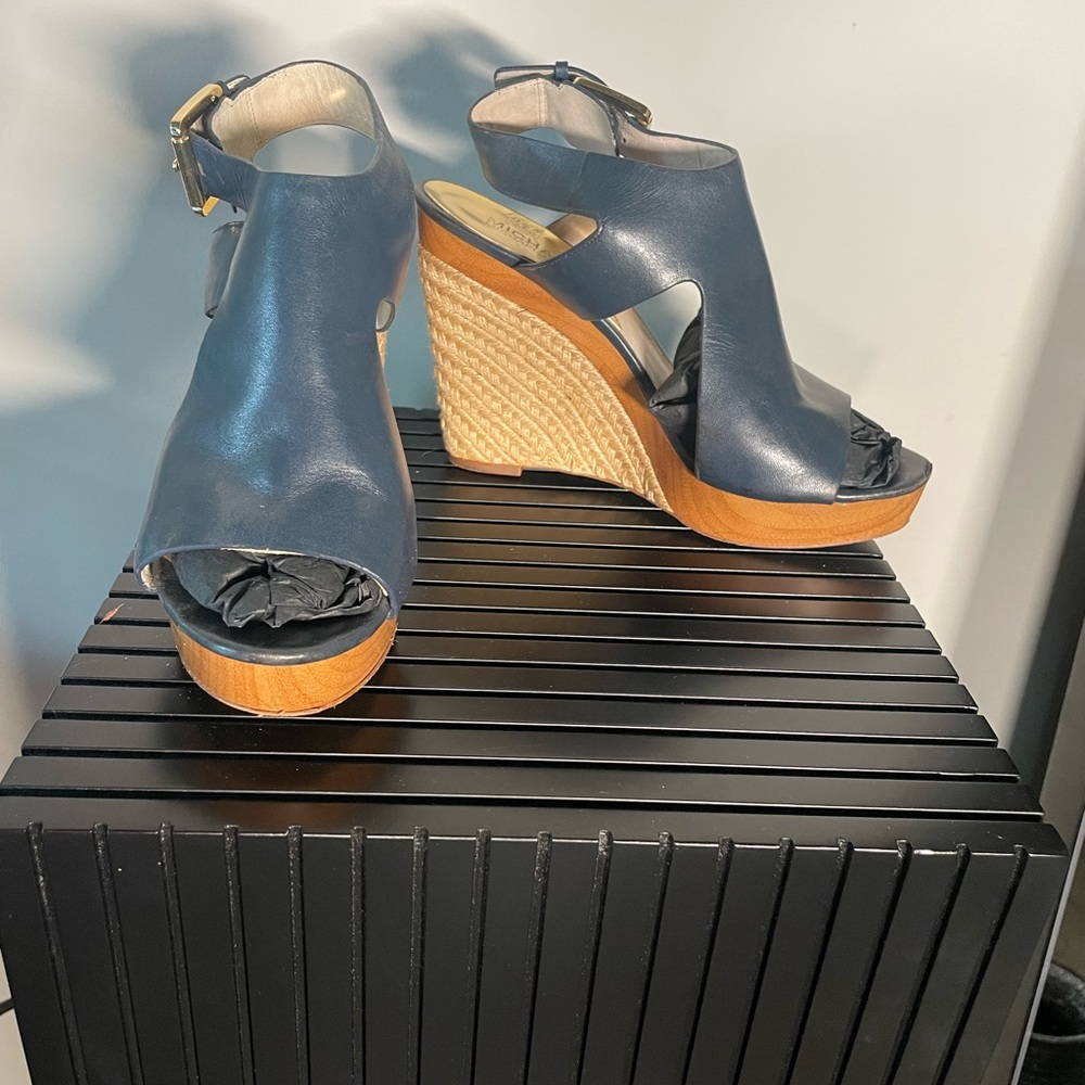 Michael Kors Josephine Espadrille Wedges Size 9
